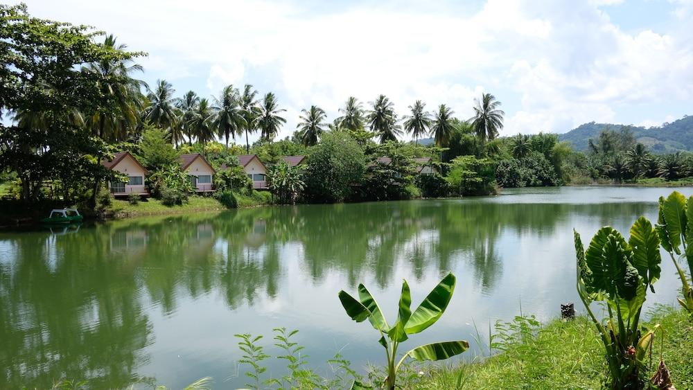 Khao Lak Golden Coconut Hotel Ngoại thất bức ảnh