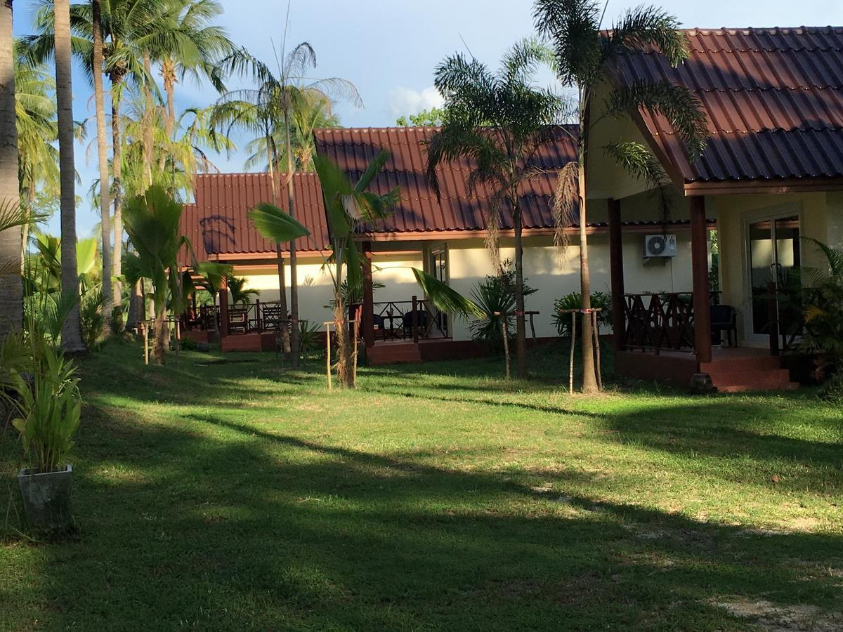 Khao Lak Golden Coconut Hotel Ngoại thất bức ảnh