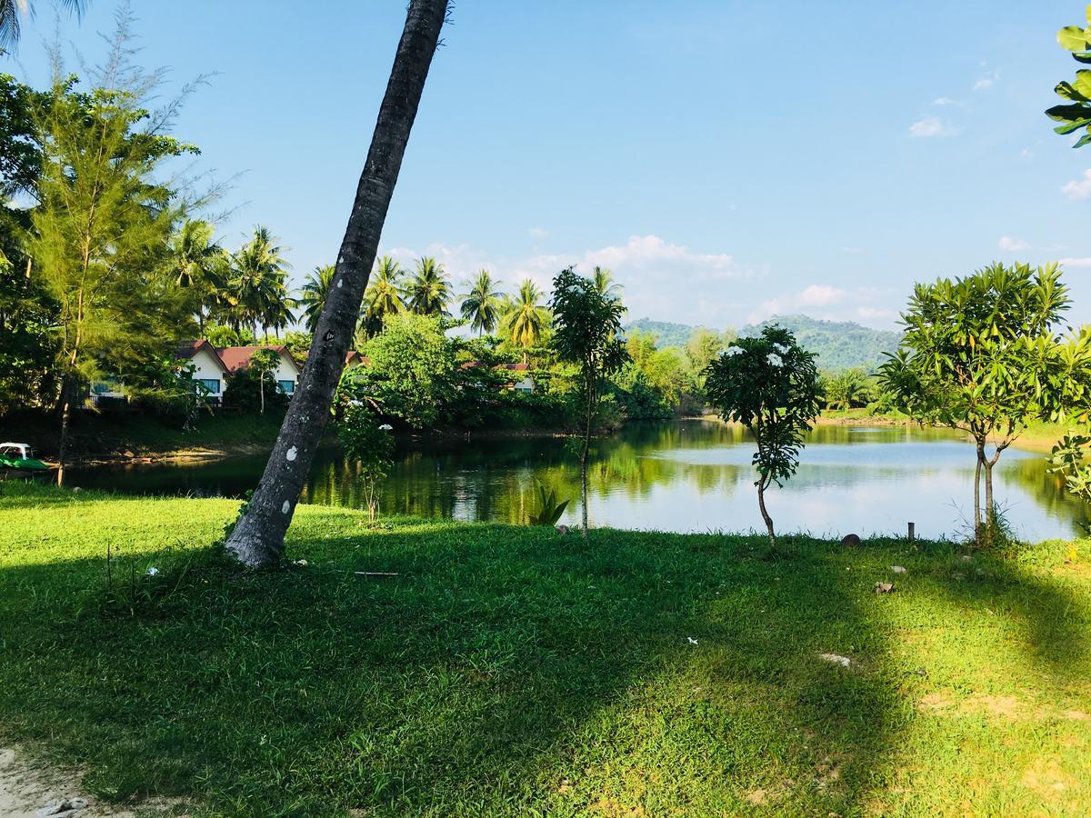 Khao Lak Golden Coconut Hotel Ngoại thất bức ảnh